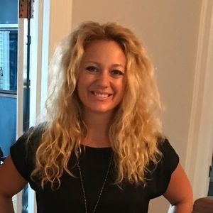 Meet your Posher, Lea